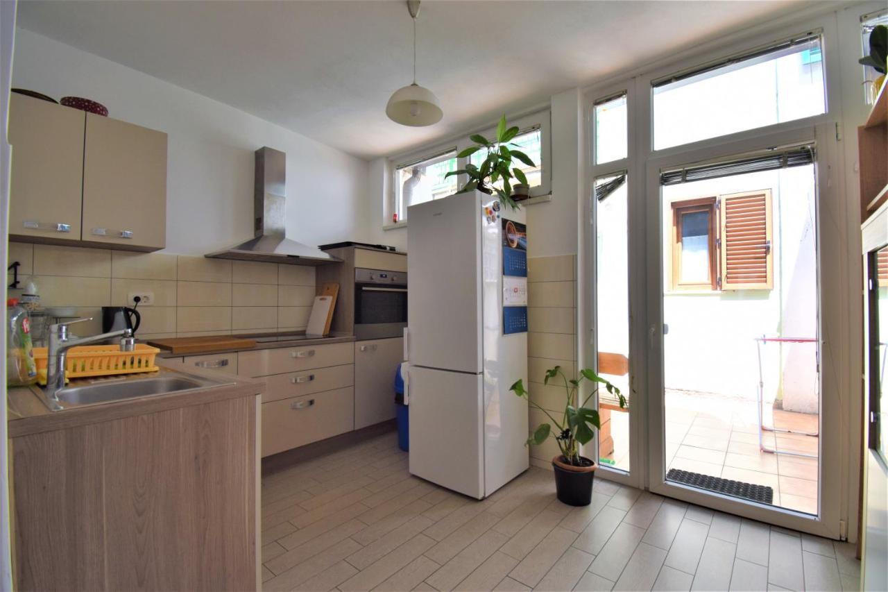 Apartment Adem Koper Exterior photo