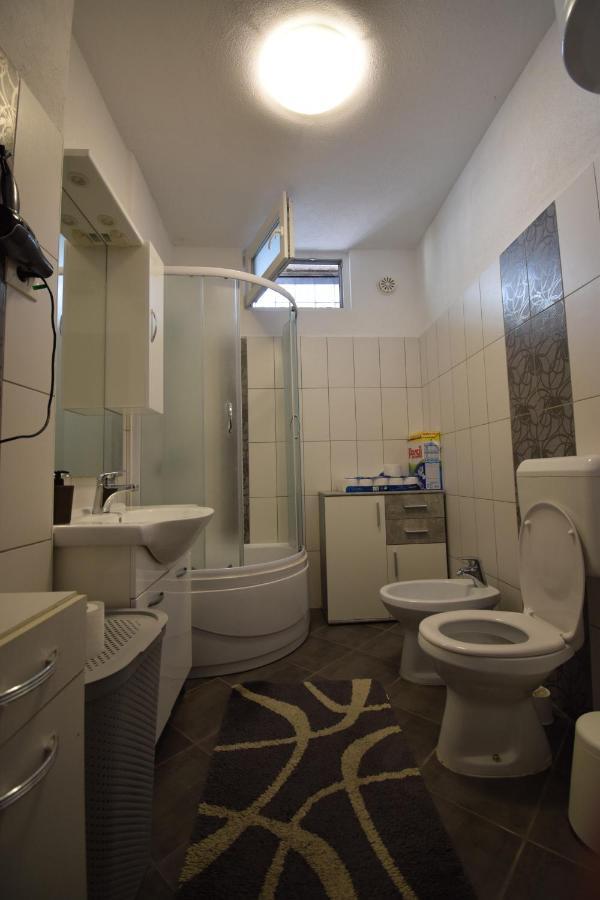 Apartment Adem Koper Exterior photo